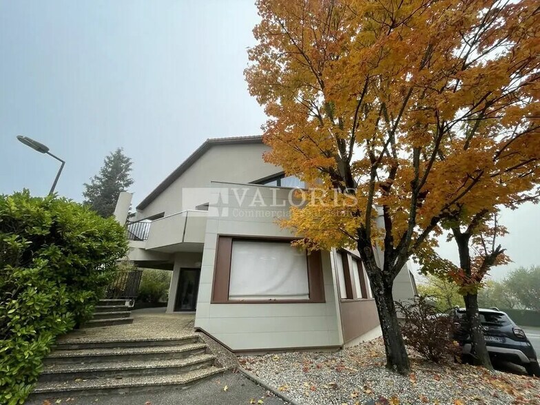 Bureau dans Dardilly à vendre - Photo de l’immeuble – Image 1 sur 10