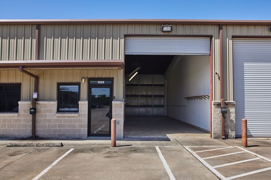 414-428 Anders Ln, Kemah, TX à louer - Photo de l’immeuble – Image 3 sur 7