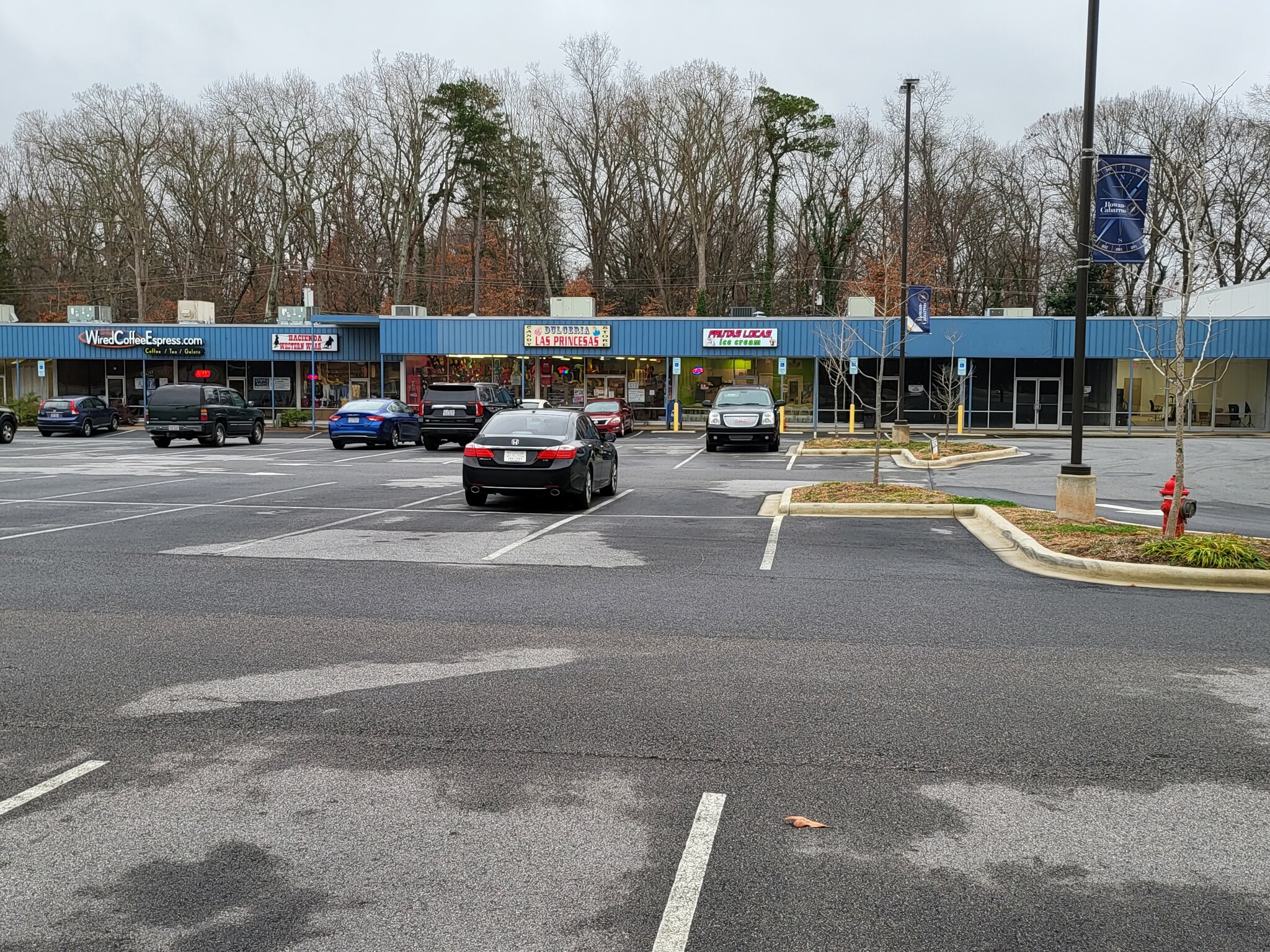 439-489 N Cannon Blvd, Kannapolis, NC à louer Photo de l’immeuble– Image 1 sur 1