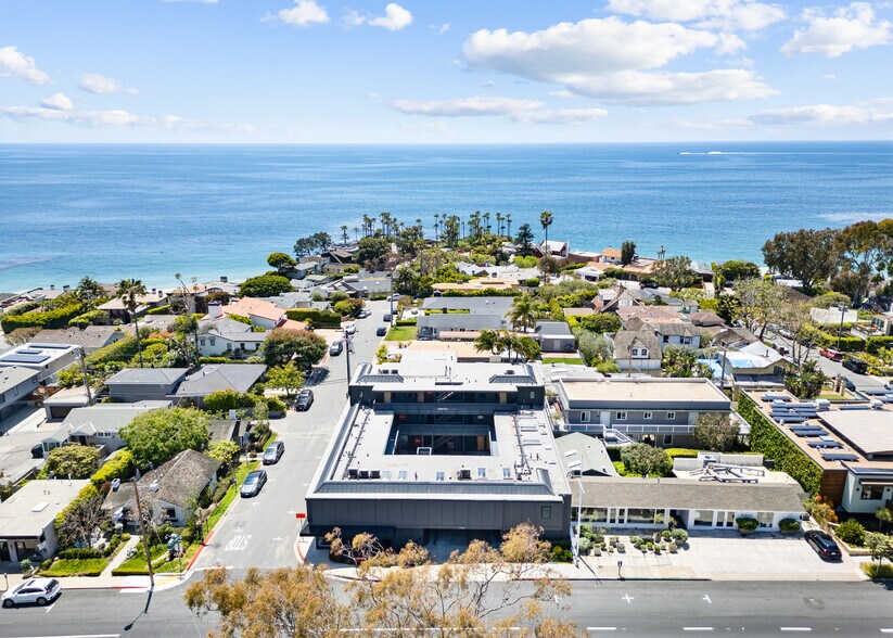 1105 N Coast Hwy, Laguna Beach, CA à vendre - Photo de l’immeuble – Image 2 sur 9