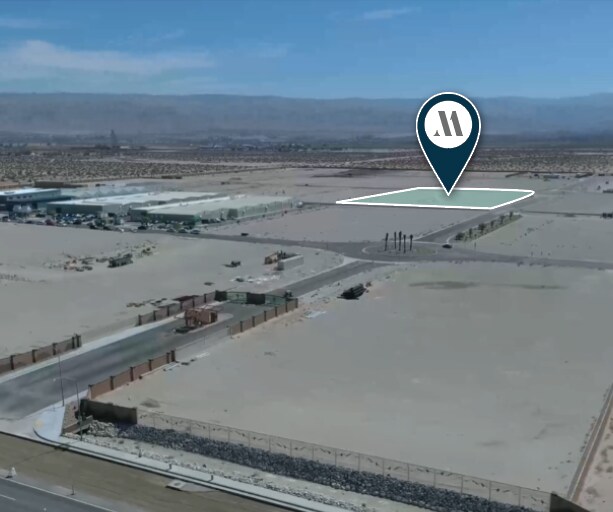 3.27-Acres N Indian Canyon Dr, Desert Hot Springs, CA à vendre - Aérien – Image 2 sur 6