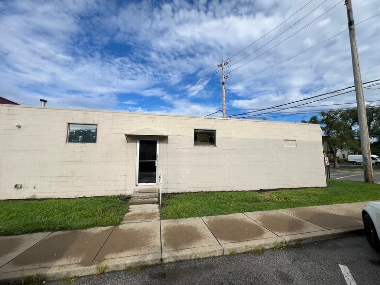 1024 S Shelby St, Indianapolis, IN à vendre - Photo de l’immeuble – Image 3 sur 10