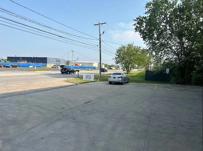16340 S Crawford Ave, Markham, IL à louer - Photo de l’immeuble – Image 3 sur 15