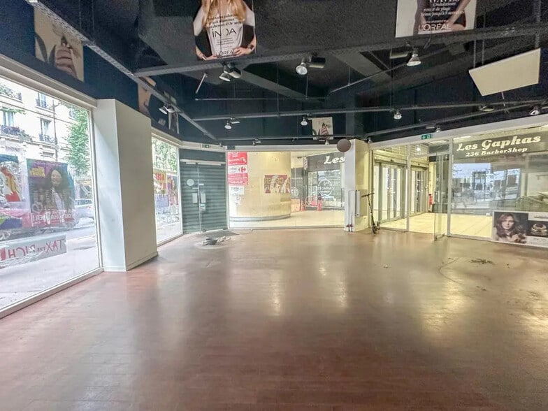 Local commercial dans Paris à vendre - Photo de l’immeuble – Image 2 sur 5