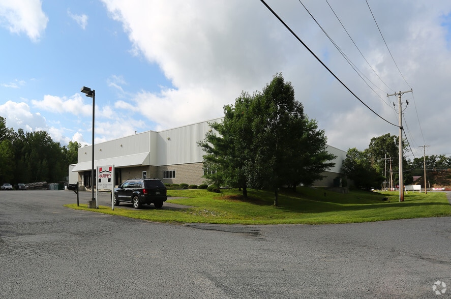4253 Albany St, Albany, NY à louer - Photo principale – Image 2 sur 9