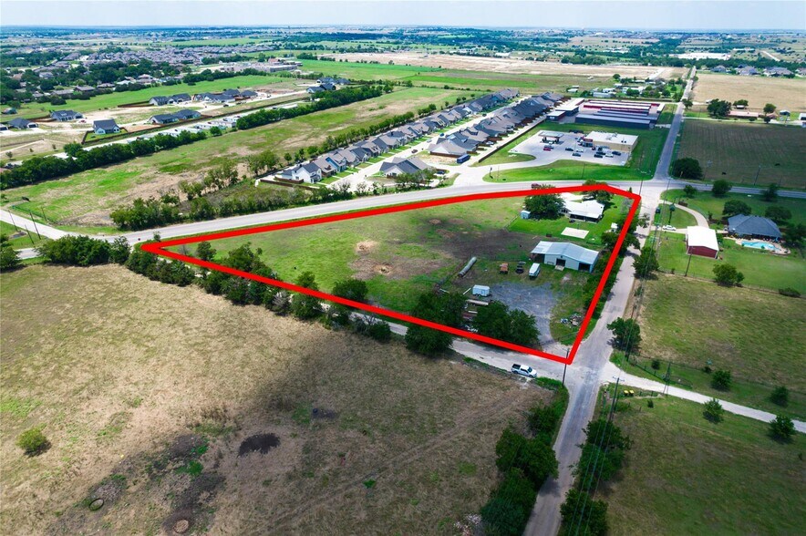 524 N Main St, Godley, TX à vendre - Photo principale – Image 1 sur 5