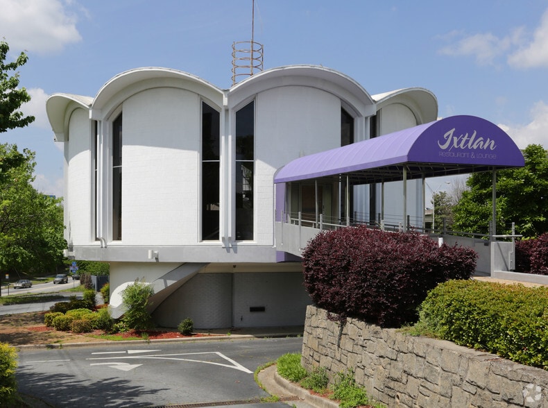 2160 Monroe Dr NE, Atlanta, GA à louer - Photo principale – Image 1 sur 9