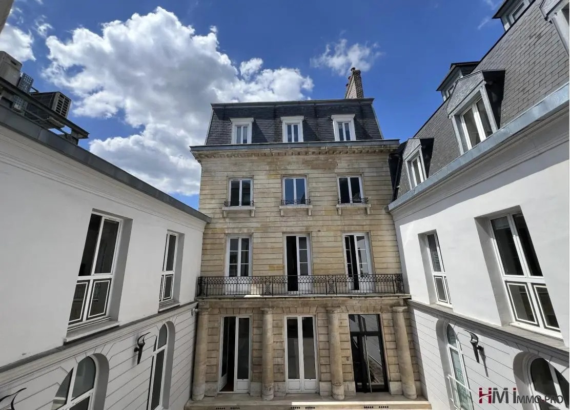 Bureau dans Rouen à louer Photo de l’immeuble– Image 1 sur 14