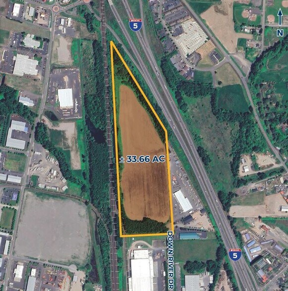 1775 Down River Dr, Woodland, WA à louer - Photo principale – Image 1 sur 1