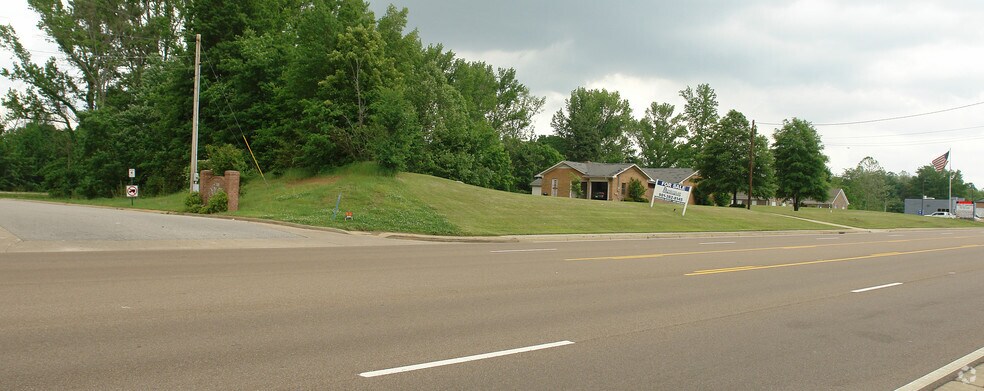 6665 Us-64 Hwy, Oakland, TN à vendre - Photo de l’immeuble – Image 2 sur 5