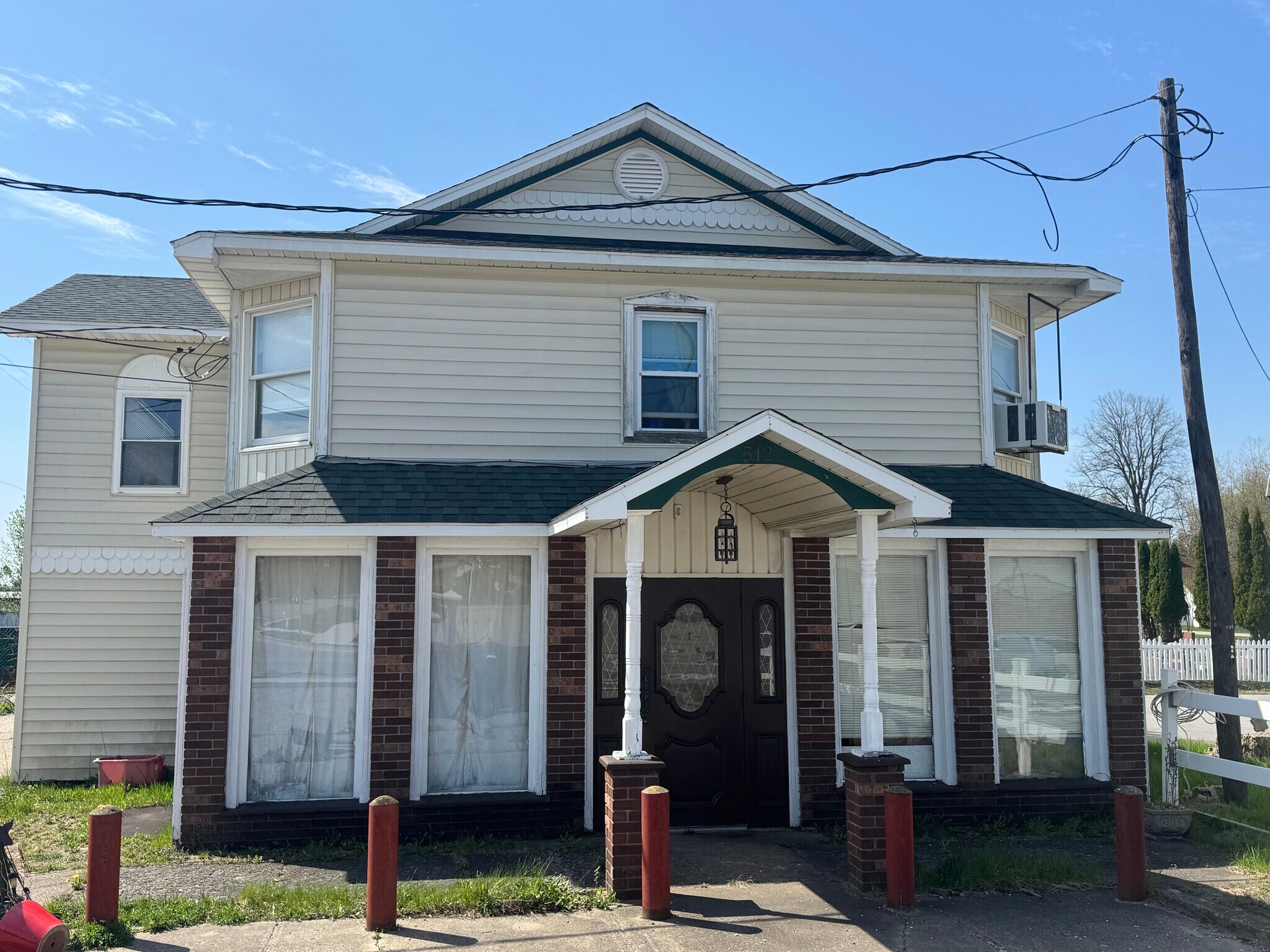 512 E Houghton Ave, West Branch, MI à vendre Photo principale– Image 1 sur 3