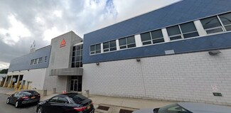 Plus de détails pour 2544 Borough Pl, Woodside, NY - Industriel/Logistique à louer