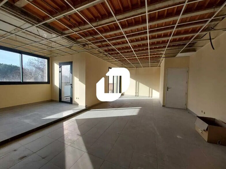 Bureau dans Castelnau-le-Lez à louer - Photo de l’immeuble – Image 1 sur 13