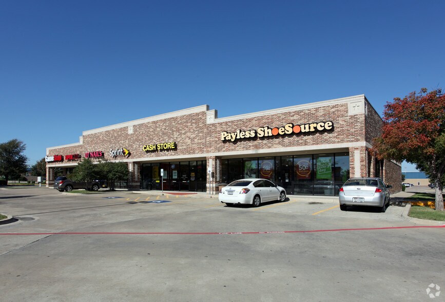 5401 Kenwood Dr, Rowlett, TX à louer - Photo principale – Image 2 sur 4