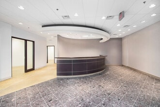 1223 Michael St, Gloucester, ON à louer Photo intérieure– Image 1 sur 12