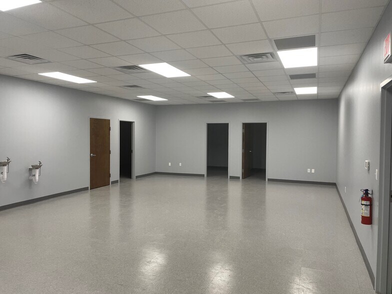 247 E Bodley Ave, Memphis, TN à louer - Photo intérieure – Image 3 sur 9