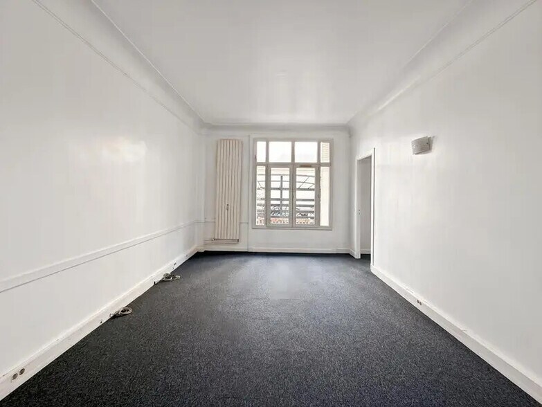Bureau dans Paris à louer - Photo de l’immeuble – Image 2 sur 6