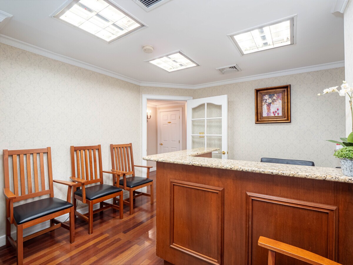 1035 Park Ave, New York, NY 10028 - Lot E - - Photo intérieure - Image 2 of 11