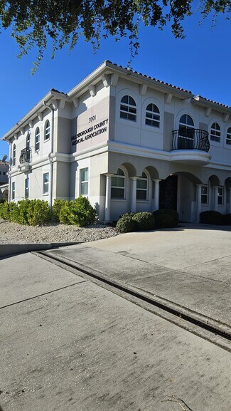 Plus de détails pour 3001 W Azeele St, Tampa, FL - Bureau à louer