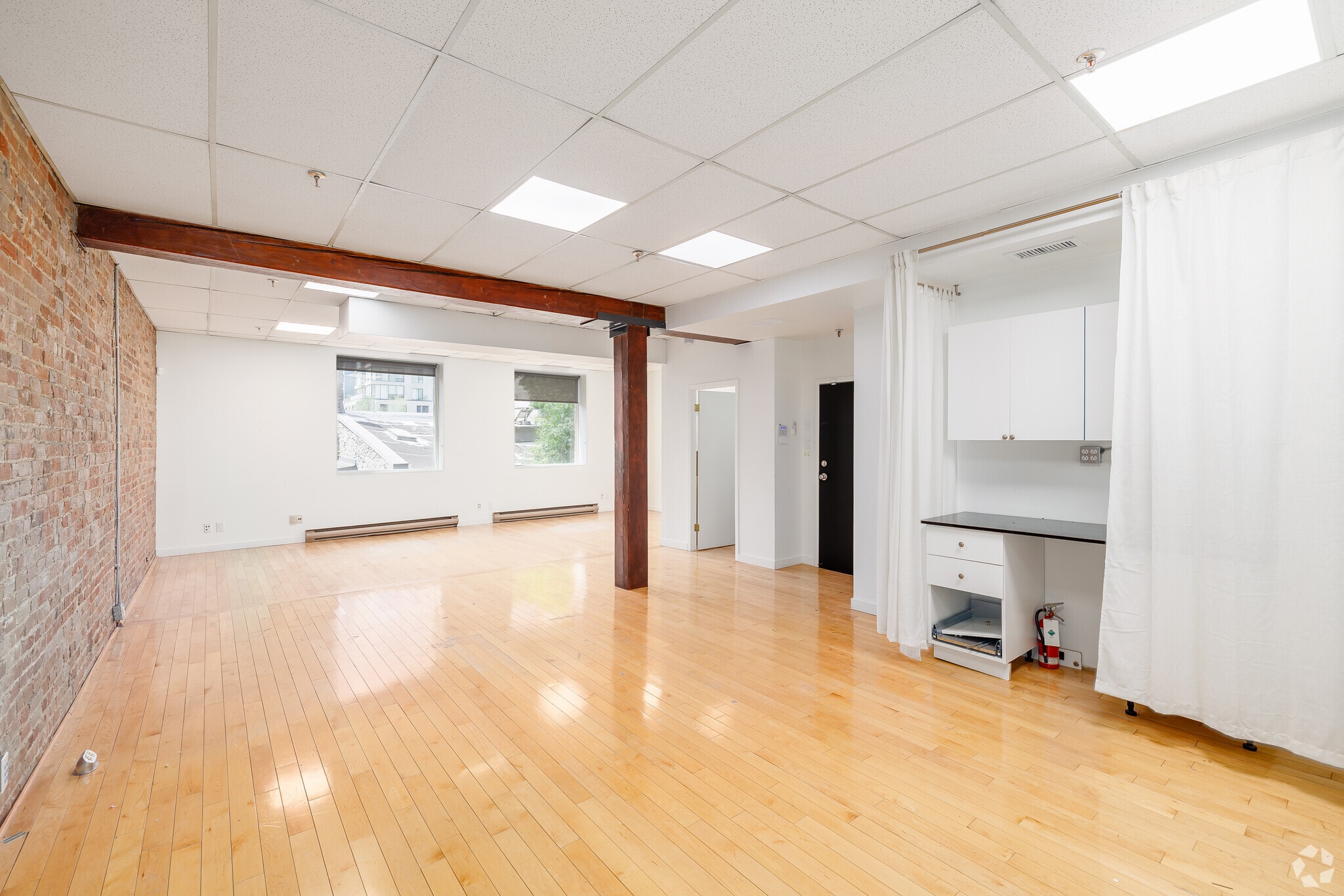 430-432 Rue Sainte-Hélène, Montréal, QC à louer Photo intérieure– Image 1 sur 7