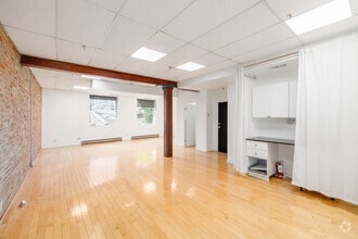 430-432 Rue Sainte-Hélène, Montréal, QC à louer Photo intérieure– Image 1 sur 7