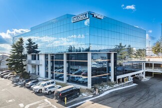 Plus de détails pour 615 Merrick Ave, Westbury, NY - Bureau à vendre