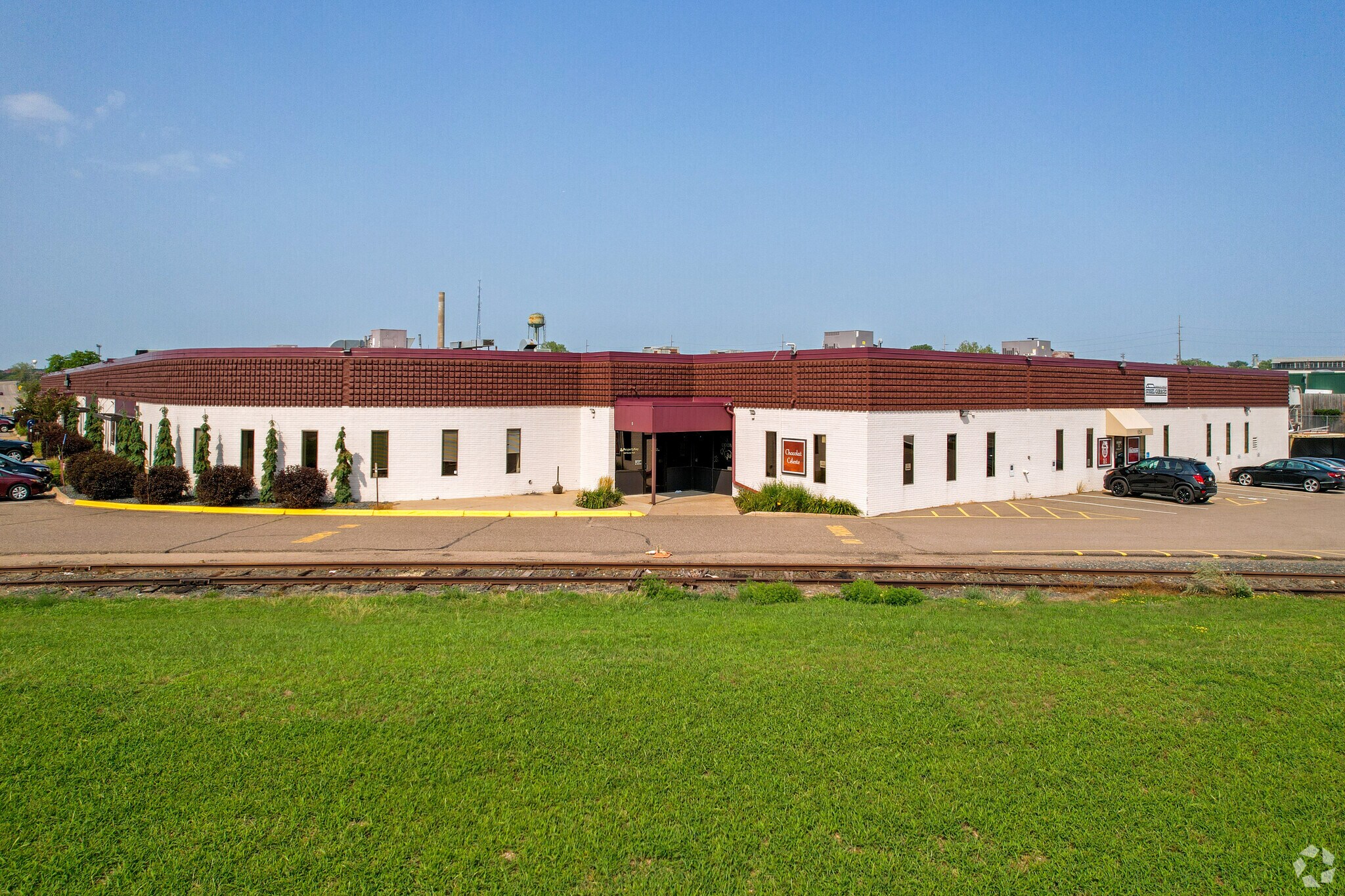 652-684 Transfer Rd, Saint Paul, MN à louer Photo principale– Image 1 sur 8