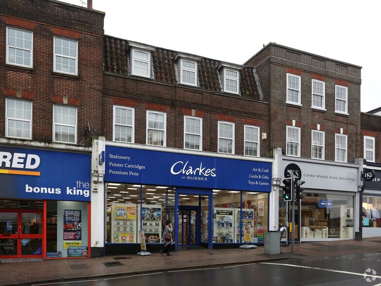 106-108 South Rd, Haywards Heath à louer - Photo de l’immeuble – Image 2 sur 3