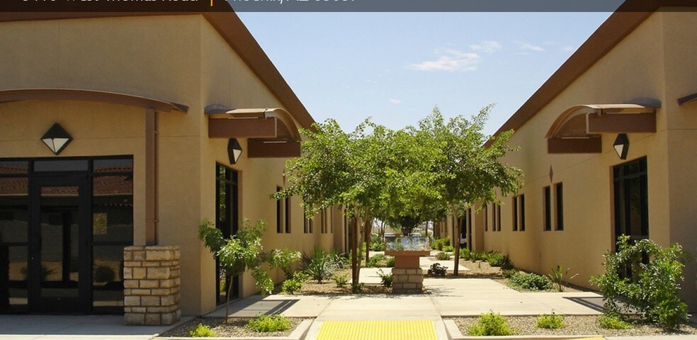 8410 W Thomas Rd, Phoenix, AZ à vendre - Photo de l’immeuble – Image 2 sur 18
