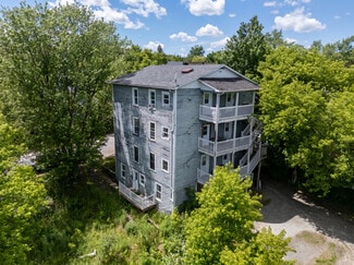 Plus de détails pour 338 Rue Brooks, Sherbrooke, QC - Logement à vendre