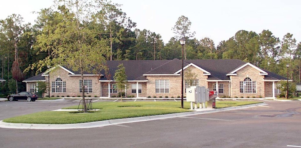 13500 Sutton Park Dr S, Jacksonville, FL à louer - Photo de l’immeuble – Image 2 sur 3
