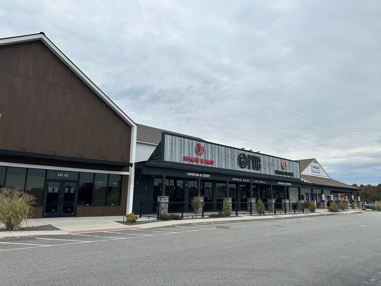71-101 Carver Rd, Plymouth, MA à louer - Photo de l’immeuble – Image 3 sur 7