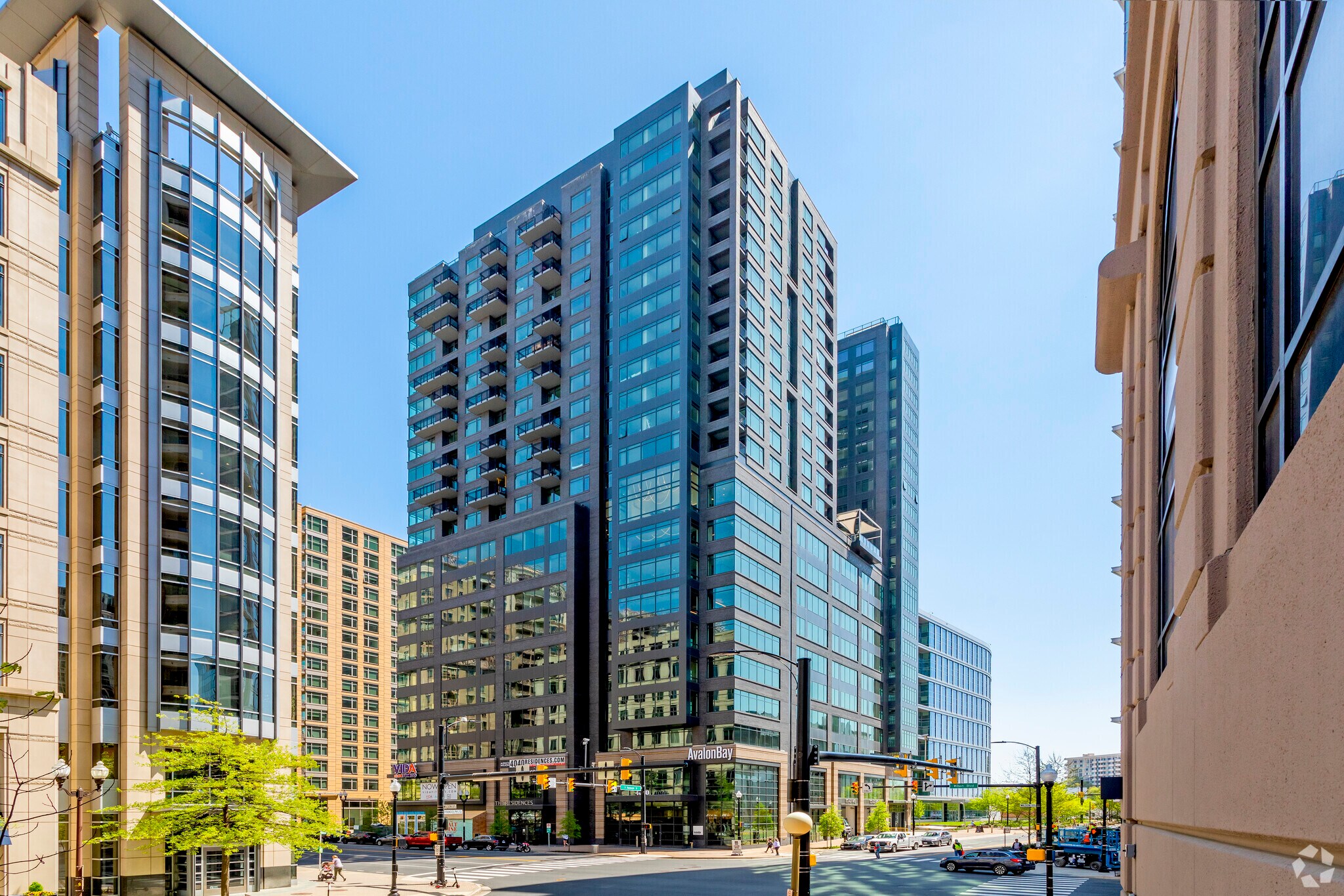 4040 Wilson Blvd, Arlington, VA à louer Photo principale– Image 1 sur 13