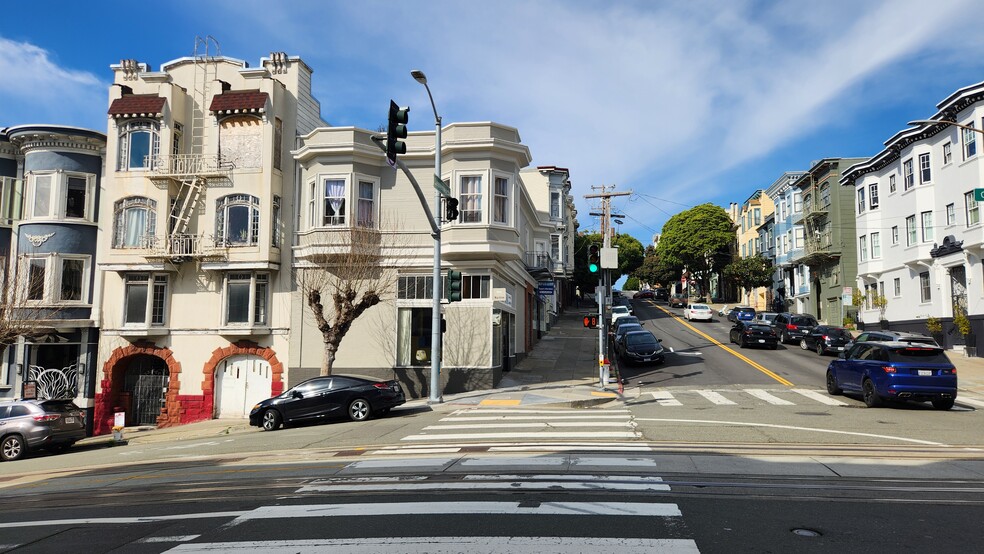 1101 Leavenworth St, San Francisco, CA à vendre - Photo de l’immeuble – Image 2 sur 4