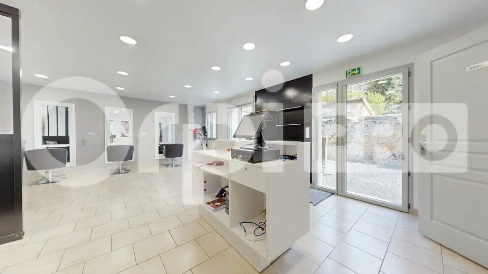 Local commercial dans Soissons à vendre - Photo de l’immeuble – Image 2 sur 8
