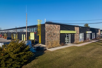 Plus de détails pour 81 Kelfield St, Toronto, ON - Industriel/Logistique à louer