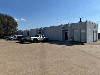 Plus de détails pour 702-710 E Walnut St, Garland, TX - Local d'activités à louer