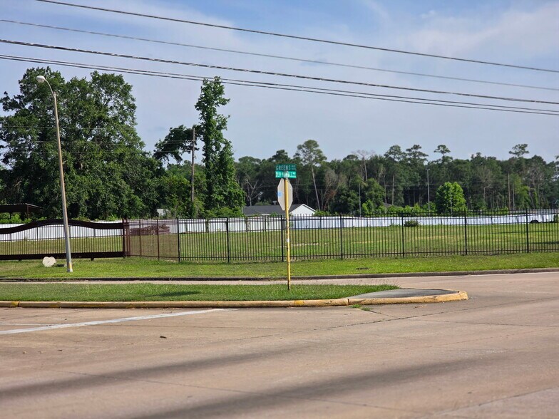 16030 Old Humble rd, Humble, TX à vendre - Photo de l’immeuble – Image 2 sur 14