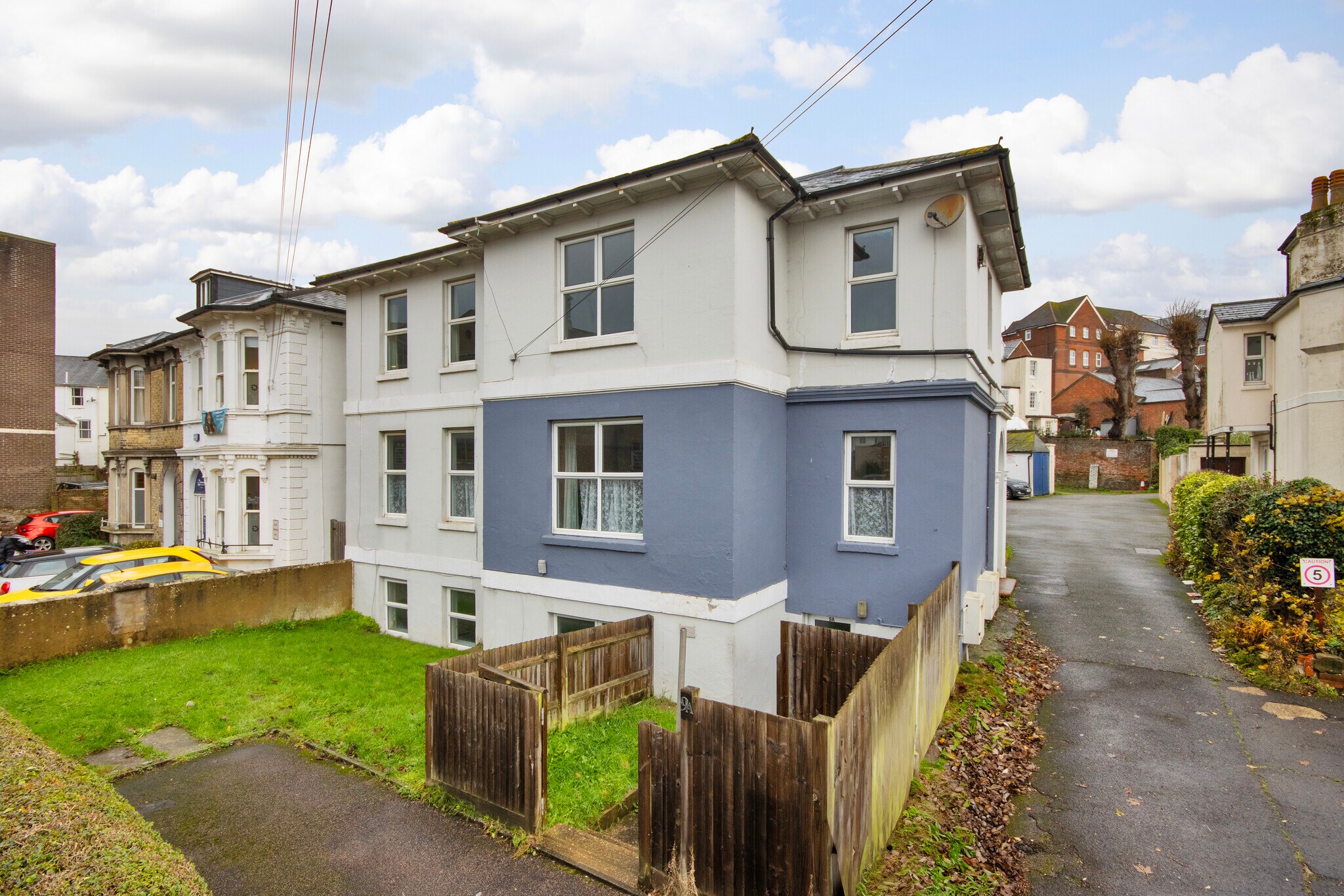 9 Upper Grosvenor Rd, Tunbridge Wells à vendre Photo de l’immeuble– Image 1 sur 4