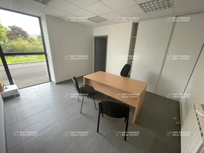 Plus de détails pour Bureau, Local d'activités à louer