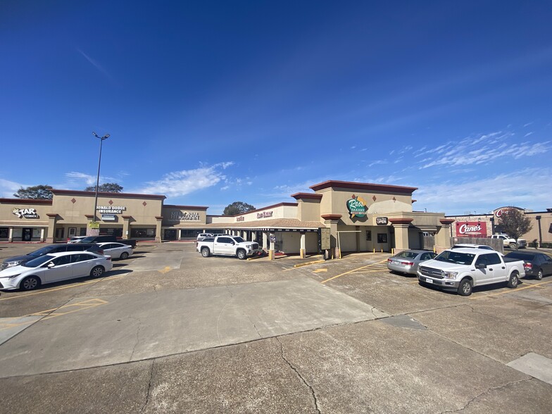 3500-3536 FM 365, Nederland, TX à louer - Photo de l’immeuble – Image 2 sur 27