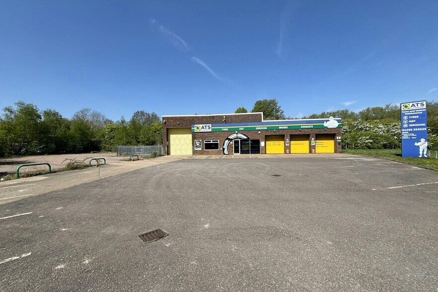17 Beaumont Close, Banbury à vendre - Photo de l’immeuble – Image 2 sur 4