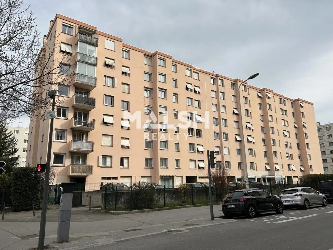 Bureau dans Lyon à louer Photo de l’immeuble– Image 1 sur 12