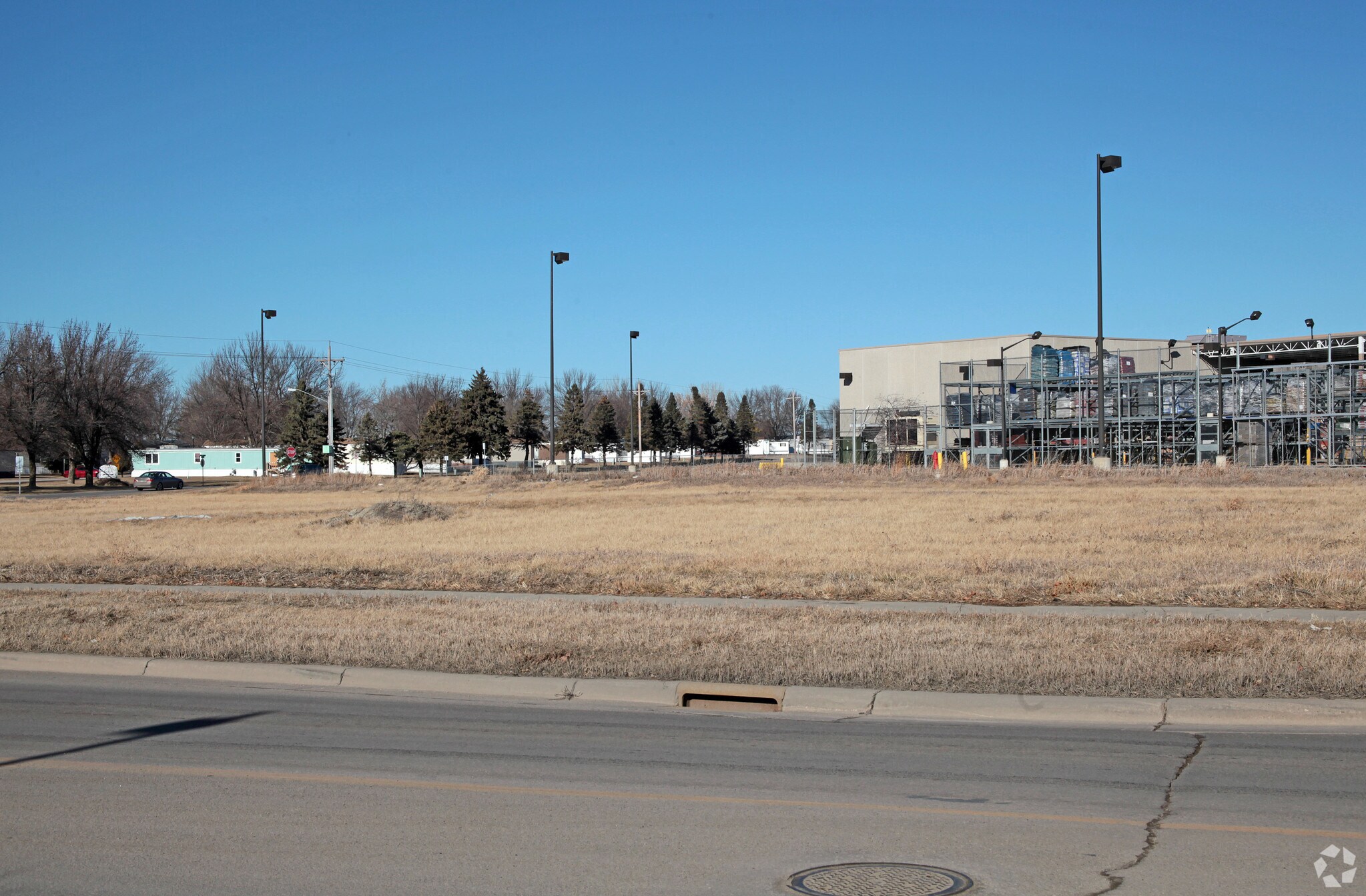 1020 Frontage Rd W, Owatonna, MN à vendre Photo principale– Image 1 sur 8