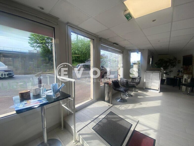 Local commercial dans Villiers-sur-Marne à vendre - Photo intérieure – Image 3 sur 8