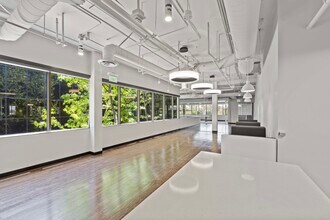 3420 Ocean Park Blvd, Santa Monica, CA à louer Photo intérieure– Image 1 sur 17