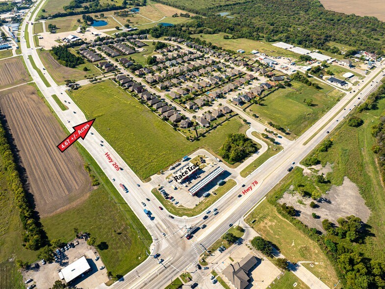 NWC Hwy 205 and Endeavour Boulevard, Lavon, TX à vendre - Aérien – Image 1 sur 5