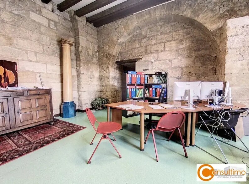Local d'activités dans Libourne à vendre - Photo de l’immeuble – Image 2 sur 6
