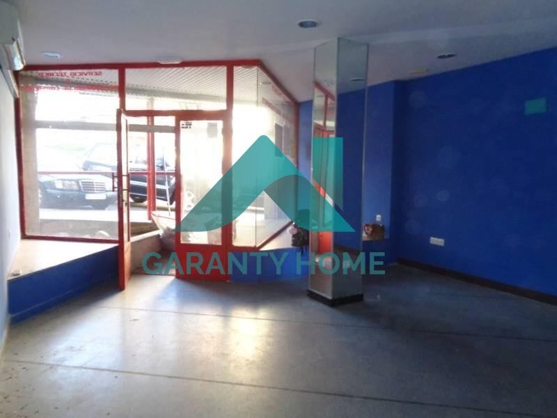 Local commercial dans Cáceres, Cáceres à louer Photo intérieure– Image 1 sur 4