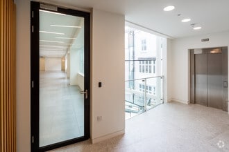 121 Edmund St, Birmingham à louer Photo intérieure– Image 1 sur 8